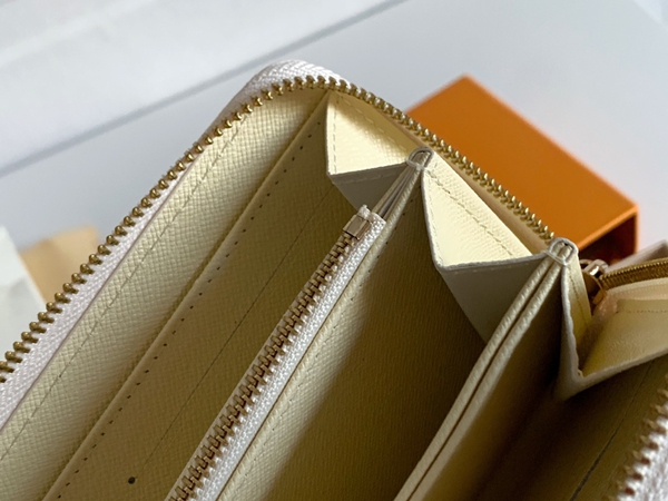 LVコピーウォレット角部分ディテール